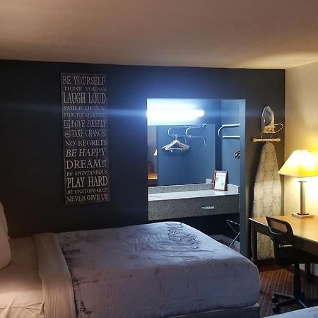 Osu King Bed Hotel Room 109 Wi-Fi Booking 斯蒂尔沃特 外观 照片